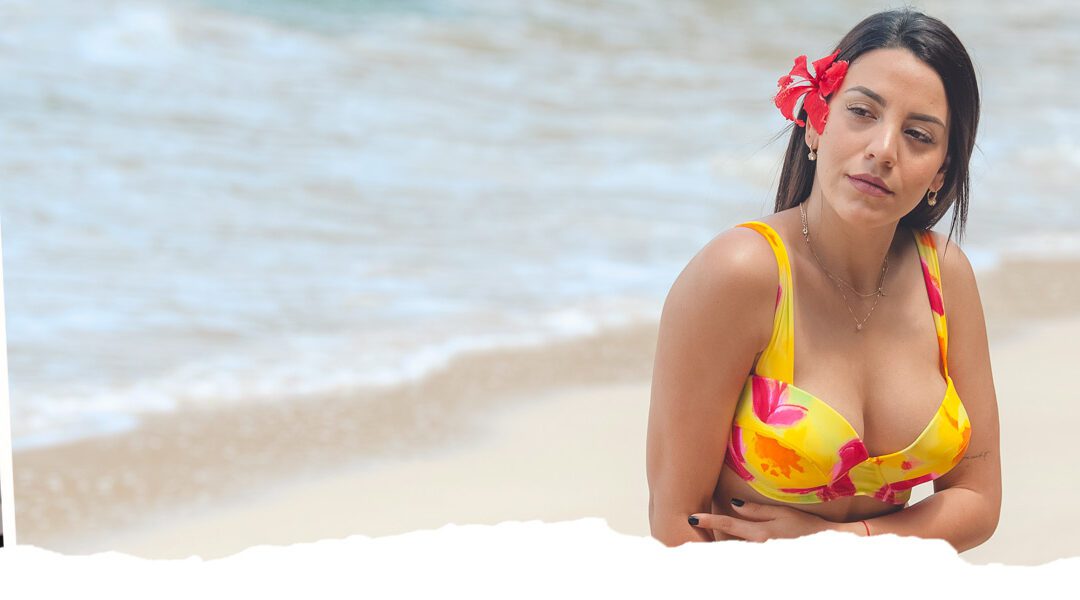 Ample Bust Support: Flaunt Your Curves with Confidence